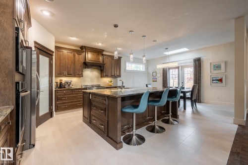75 Nadine Way, St. Albert, AB - Indoor Photo Showing Kitchen With Upgraded Kitchen