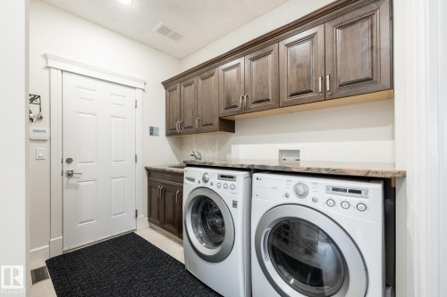 75 Nadine Way, St. Albert, AB - Indoor Photo Showing Laundry Room