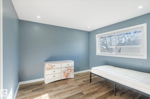 12707 92 Street, Edmonton, AB - Indoor Photo Showing Bedroom