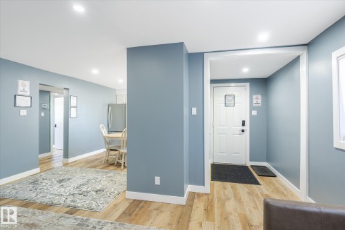 12707 92 Street, Edmonton, AB - Indoor Photo Showing Other Room