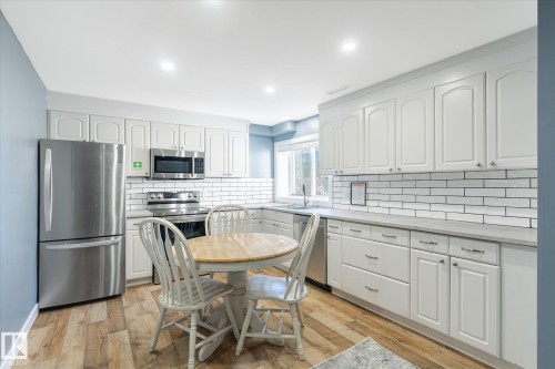 12707 92 Street, Edmonton, AB - Indoor