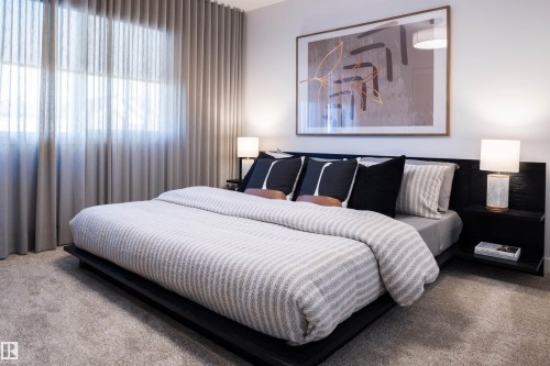 837 Rowan Close, Edmonton, AB - Indoor Photo Showing Bedroom
