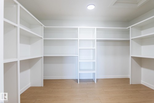 2003 154 Avenue, Edmonton, AB - Indoor With Storage