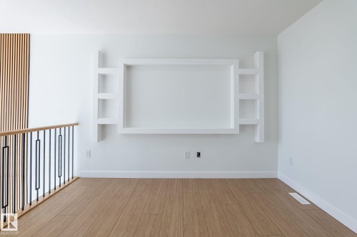 2003 154 Avenue, Edmonton, AB - Indoor Photo Showing Other Room