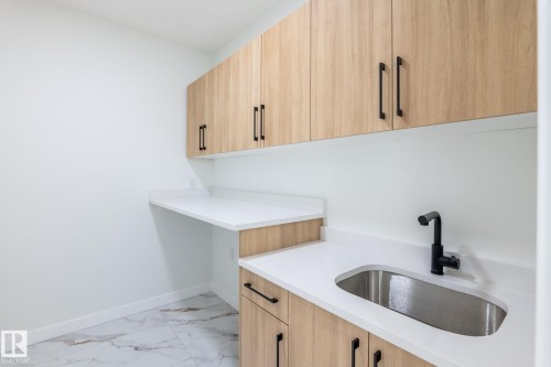 2003 154 Avenue, Edmonton, AB - Indoor