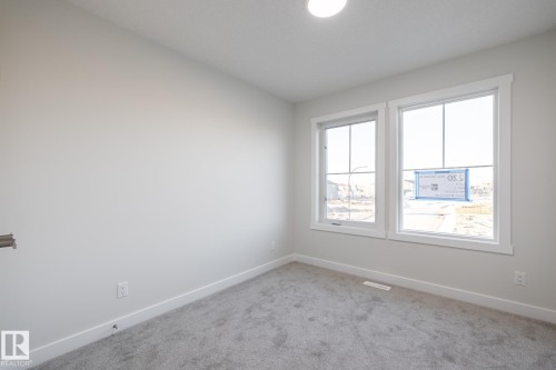403 157 Avenue, Edmonton, AB - Indoor Photo Showing Other Room