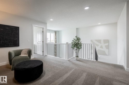 5017 Cawsey Link, Edmonton, AB - Indoor