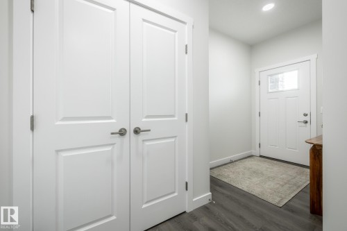 5017 Cawsey Link, Edmonton, AB - Indoor Photo Showing Other Room