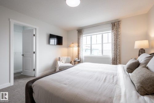 5017 Cawsey Link, Edmonton, AB - Indoor Photo Showing Bedroom