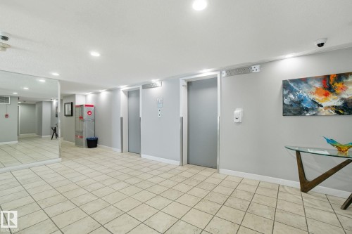 1602 12303 Jasper Avenue Nw, Edmonton, AB - Indoor Photo Showing Other Room