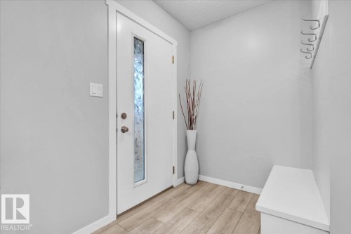 1248 Rosenthal Boulevard, Edmonton, AB - Indoor Photo Showing Other Room