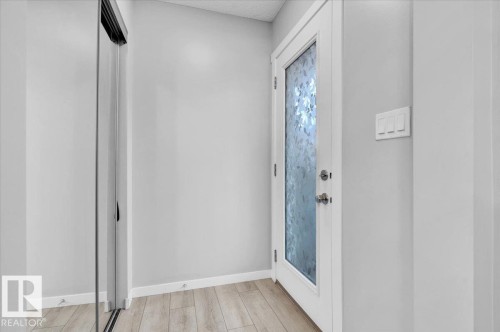 1248 Rosenthal Boulevard, Edmonton, AB - Indoor Photo Showing Other Room