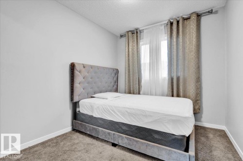 1248 Rosenthal Boulevard, Edmonton, AB - Indoor Photo Showing Bedroom