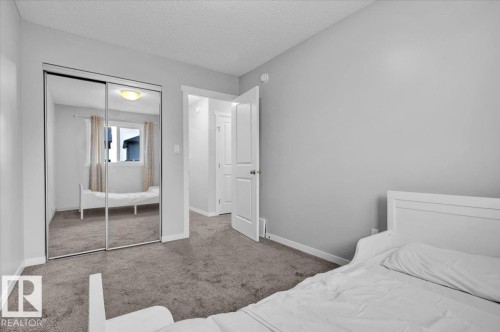 1248 Rosenthal Boulevard, Edmonton, AB - Indoor Photo Showing Bedroom