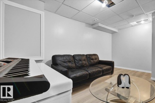 1248 Rosenthal Boulevard, Edmonton, AB - Indoor