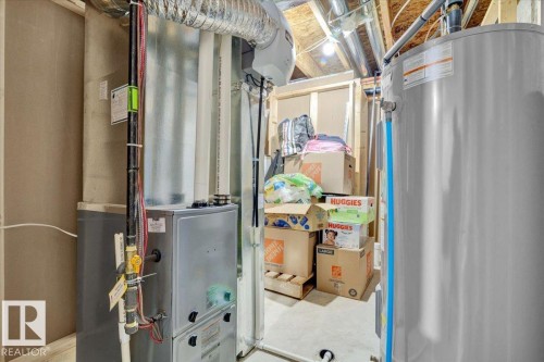 1248 Rosenthal Boulevard, Edmonton, AB - Indoor Photo Showing Basement