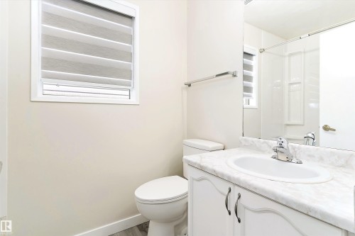 12828 144 Avenue, Edmonton, AB - Indoor Photo Showing Bathroom