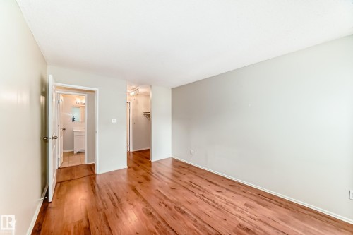 1126 Saddleback Road, Edmonton, AB - Indoor Photo Showing Other Room
