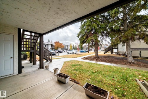 1126 Saddleback Road, Edmonton, AB - Outdoor