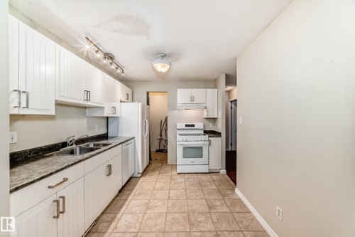 1126 Saddleback Road, Edmonton, AB - Indoor Photo Showing Kitchen With Double Sink