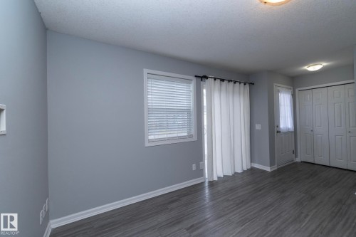 1 150 Edwards Drive, Edmonton, AB - Indoor Photo Showing Other Room