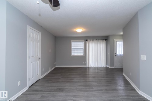 1 150 Edwards Drive, Edmonton, AB - Indoor Photo Showing Other Room