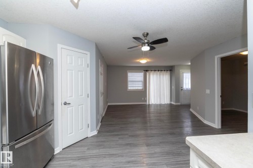 1 150 Edwards Drive, Edmonton, AB - Indoor Photo Showing Other Room