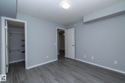 1 150 Edwards Drive, Edmonton, AB - Indoor Photo Showing Other Room