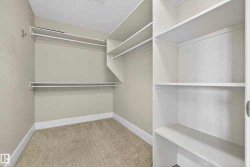 3642 Claxton Place, Edmonton, AB - Indoor With Storage