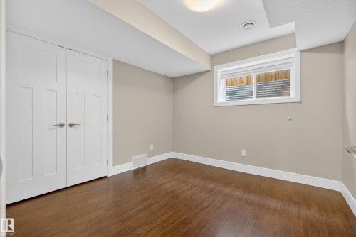 3642 Claxton Place, Edmonton, AB - Indoor Photo Showing Other Room
