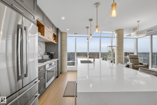 602 14105 West Block Drive, Edmonton, AB - Indoor Photo Showing Kitchen With Upgraded Kitchen