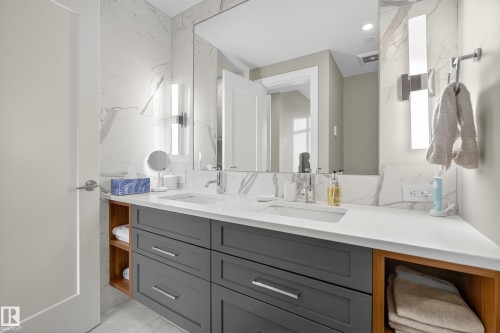 602 14105 West Block Drive, Edmonton, AB - Indoor Photo Showing Bathroom