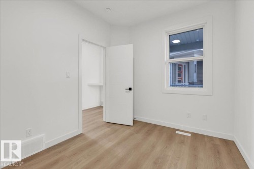 3904 41 Avenue, Beaumont, AB - Indoor Photo Showing Other Room