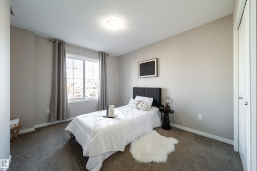8409 24 Avenue, Edmonton, AB - Indoor Photo Showing Bedroom