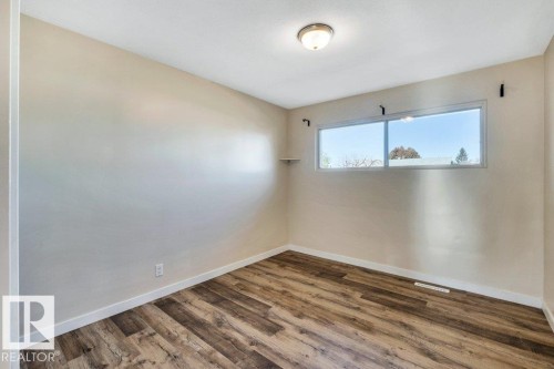 13315 133 Avenue, Edmonton, AB - Indoor Photo Showing Other Room