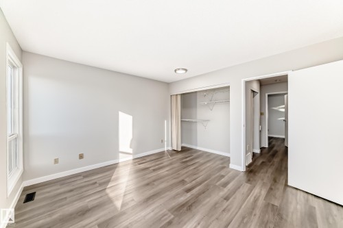 9 4610 17 Avenue, Edmonton, AB - Indoor Photo Showing Other Room