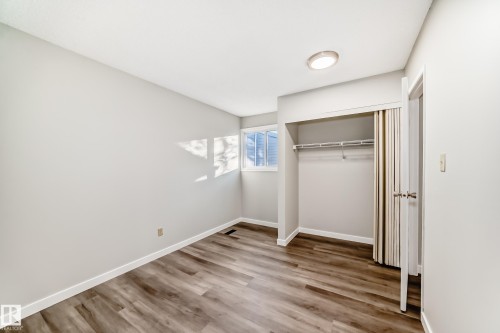 9 4610 17 Avenue, Edmonton, AB - Indoor Photo Showing Other Room