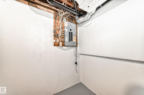 9 4610 17 Avenue, Edmonton, AB - Indoor Photo Showing Basement
