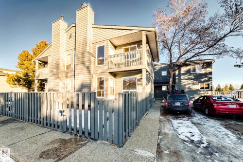 9 4610 17 Avenue, Edmonton, AB - Outdoor