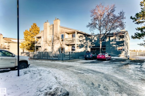 9 4610 17 Avenue, Edmonton, AB - Outdoor