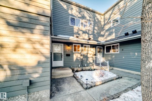 9 4610 17 Avenue, Edmonton, AB - Outdoor