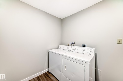 9 4610 17 Avenue, Edmonton, AB - Indoor Photo Showing Laundry Room