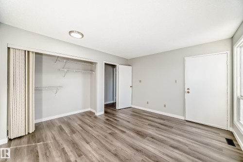 9 4610 17 Avenue, Edmonton, AB - Indoor Photo Showing Other Room