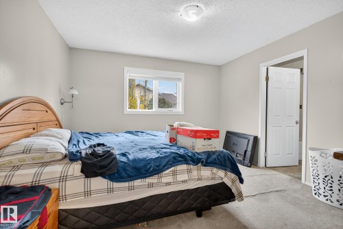 55 Mcleod Crescent, Leduc, AB - Indoor Photo Showing Bedroom
