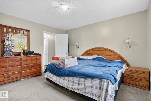 55 Mcleod Crescent, Leduc, AB - Indoor Photo Showing Bedroom