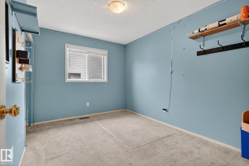 55 Mcleod Crescent, Leduc, AB - Indoor Photo Showing Other Room