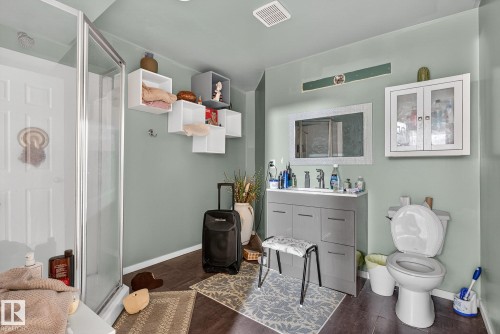 55 Mcleod Crescent, Leduc, AB - Indoor Photo Showing Bathroom