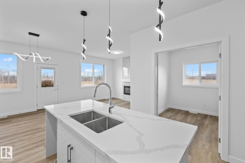 68 Waverly Way, Fort Saskatchewan, AB - Indoor Photo Showing Kitchen With Double Sink