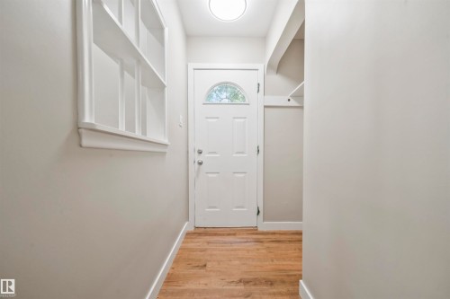 8125 84 Avenue, Edmonton, AB - Indoor Photo Showing Other Room