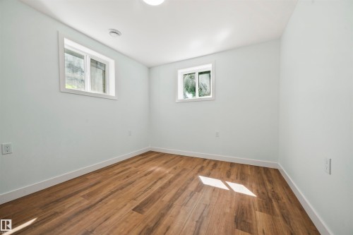 8125 84 Avenue, Edmonton, AB - Indoor Photo Showing Other Room